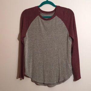 COPY - American Eagle Soft Long Sleeve
